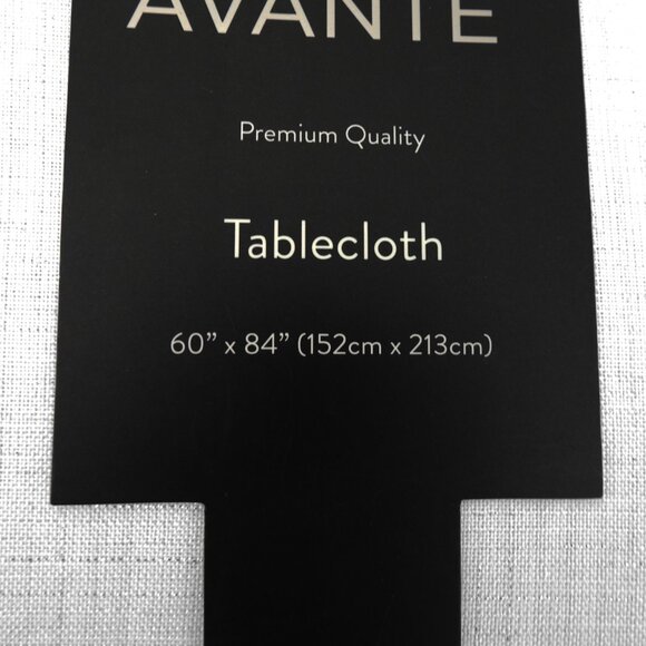 NWT Oblong Polyester Tablecloth White Silver Thread Deluxe 84" Any Occasion - Picture 6 of 8
